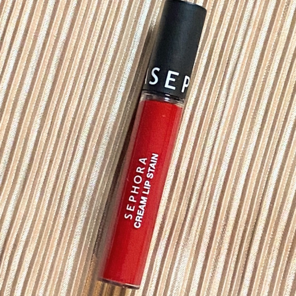 Sephora Cream Lip Stain Liquid Lipstick - 01 ALWAYS RED